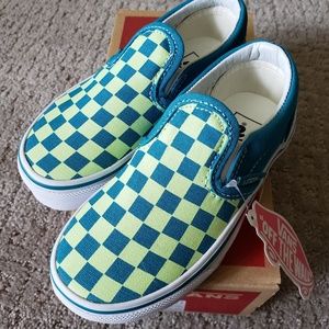 New Van's Boy Toddler 10.5 Slip on Classic